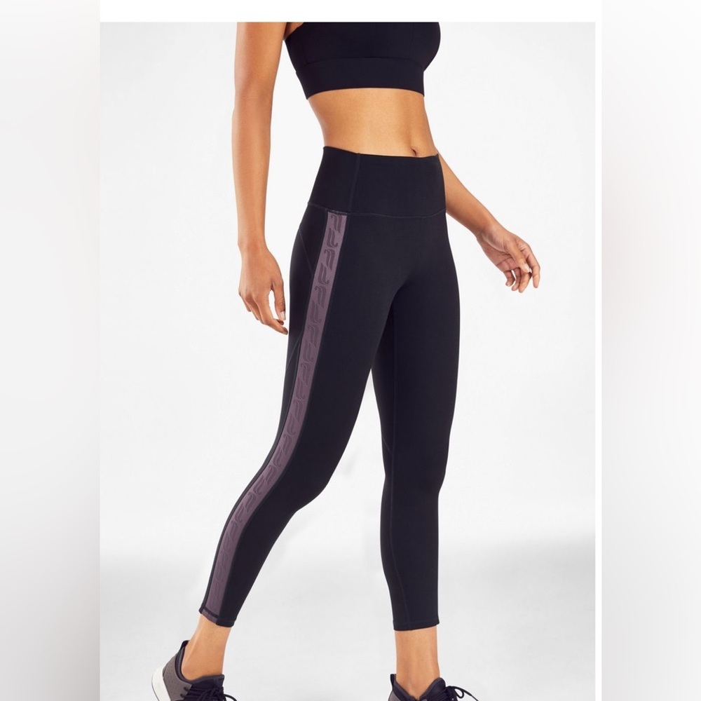 Fabletics Define Powerhold High-Waisted 7/8 Leggi… - image 1